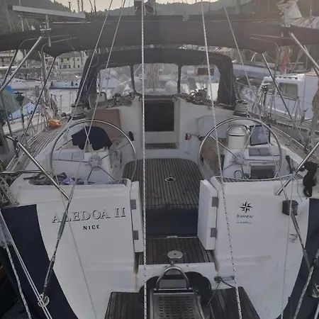 Aledoa Boat *